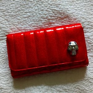 Lux de Ville patent red wallet ❤️